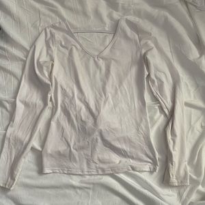 Long Sleeve V-Back Active Shirt